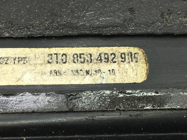 3T08534929B9 Накладка (молдинг) порога наружная передняя правая купить Хмельницкий