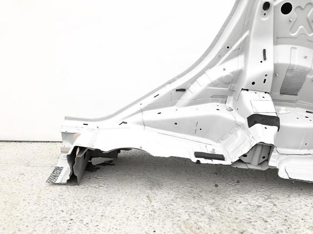 41009811554 BMW Боковина кузова правая купить в Ирпень