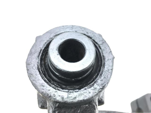 43018EB300 NISSAN Цапфа (поворотный кулак) задний правый купить в Николаев