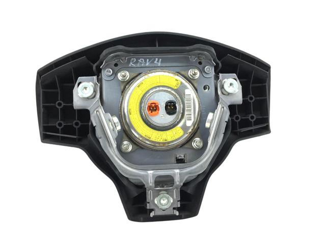 Подушка безопасности водителя 4513042170B0 TOYOTA