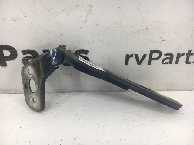 Петля капота, правая 4F0823302 VAG