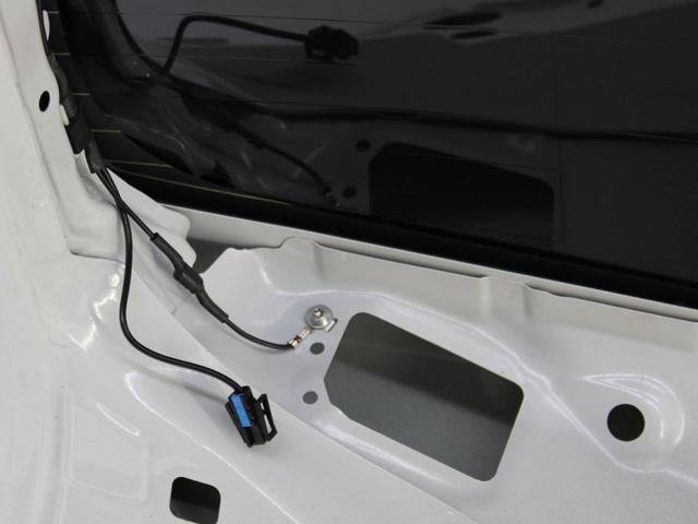 51319450532 BMW Стекло багажника двери 3/5-й задней (ляды) купить в Украина