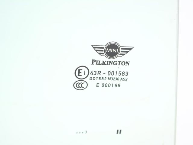 BMW 51359800638 Стекло двери задней правой в наличии Павлоград