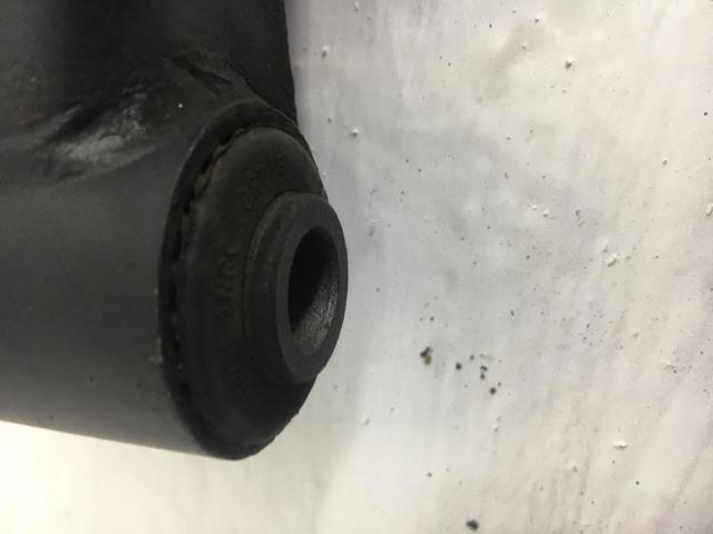 Нижний правый рычаг передней подвески 545012K200 HYUNDAI