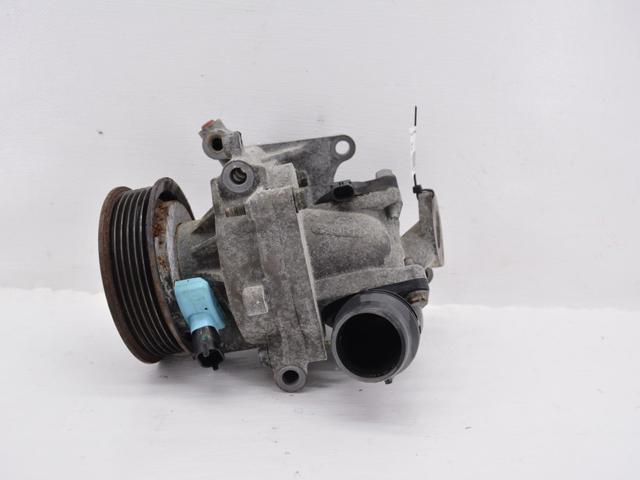 Насос системы охлаждения Опель Астра K