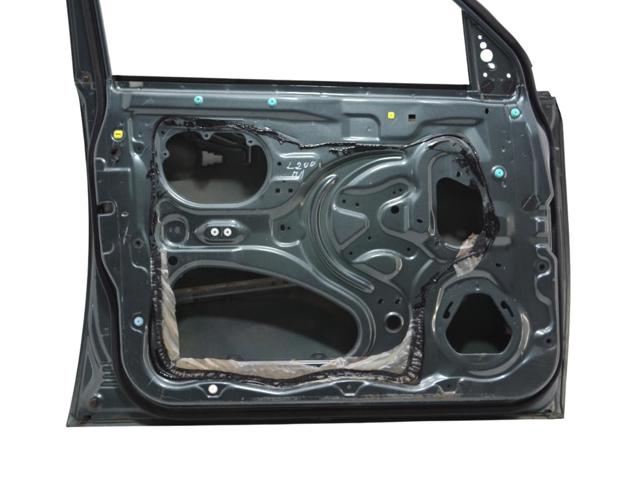 Водительская дверь 5700A175 MITSUBISHI