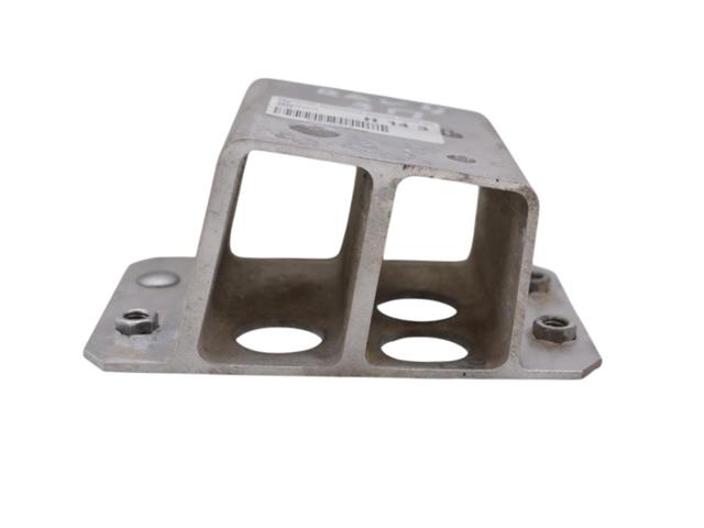 Кронштейн усилителя заднего бампера 5832342010 TOYOTA