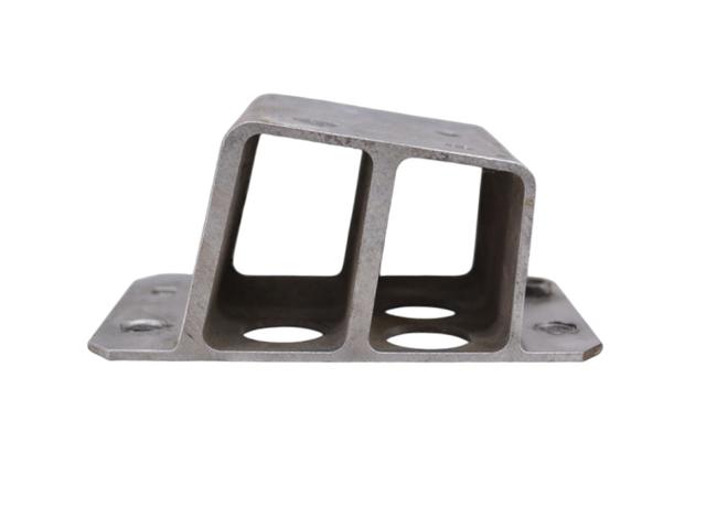 Кронштейн усилителя заднего бампера 5832442010 TOYOTA