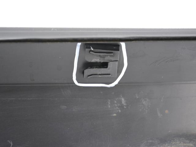 5L0853856A VAG Накладка (молдинг) порога наружная правая купить в Киев