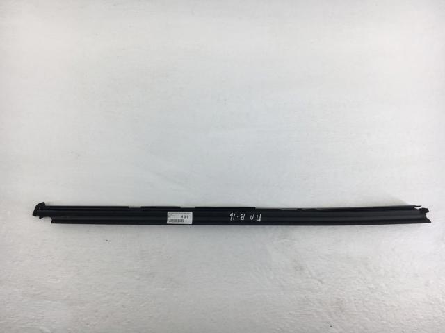 SUBARU 61282AN010 в наличии Николаев