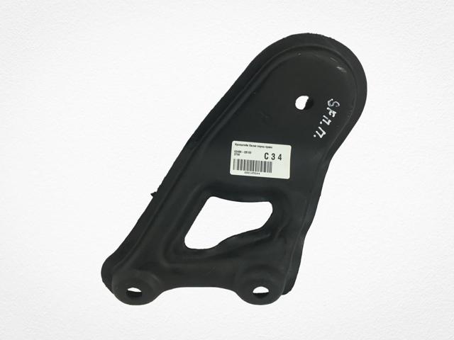 Кронштейн передней балки 624882B100 HYUNDAI