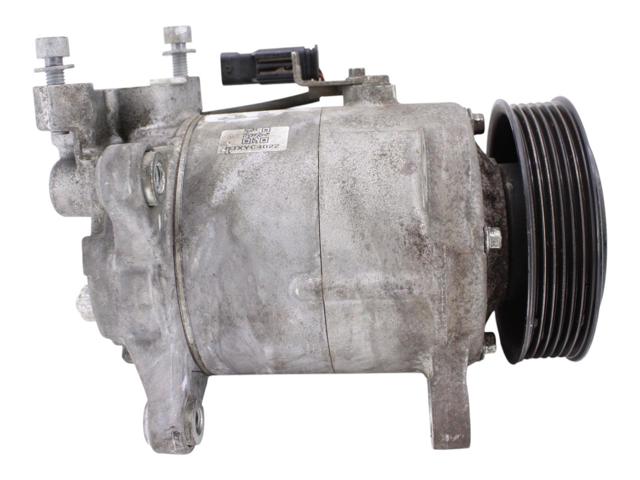 Компрессор кондиционера 64526826880 BMW