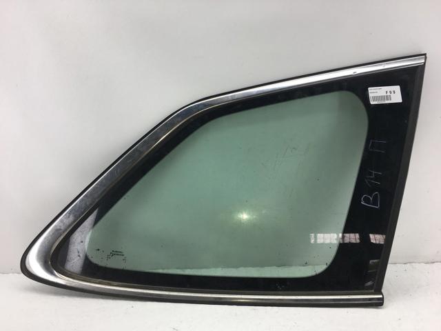 Стукло багажника, правое 65209AJ10A SUBARU