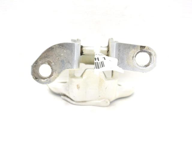 687500D061 TOYOTA Петля двери задней правой купить в Кривой Рог