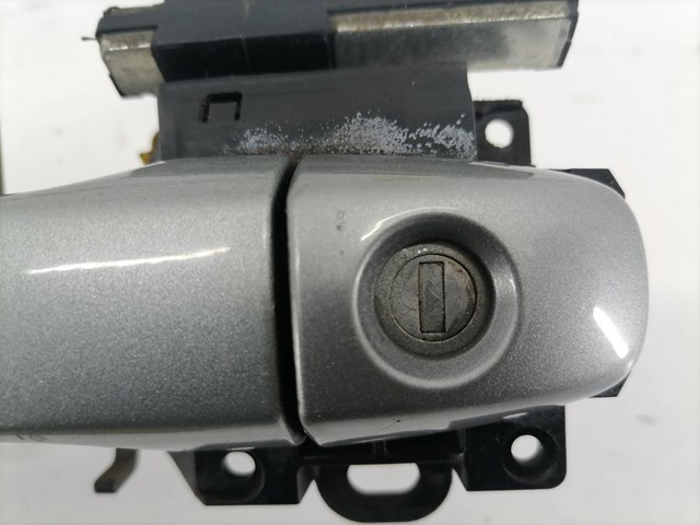 TOYOTA 6920205032 Держатель наружной ручки двери передней левой в наличии Чернигов