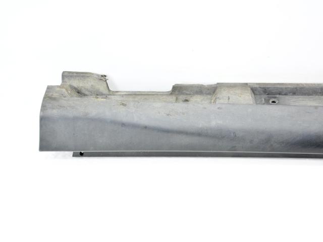 7585048010 TOYOTA Накладка (молдинг) порога наружная правая купить в Киев