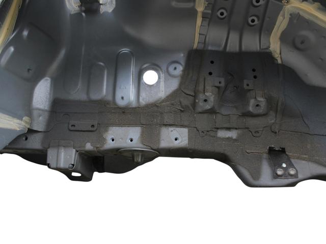 781126RR0A NISSAN Крыло заднее правое купить в Одесса