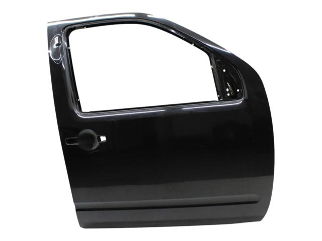 Пассажирская передняя дверь 80100EB330 NISSAN