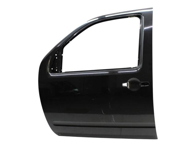 Двери 80101EB330 NISSAN