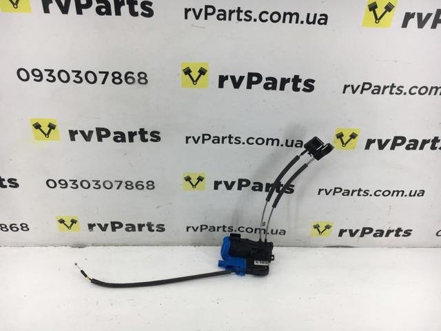 814202V000 Замок двери задней правой купить Ирпень