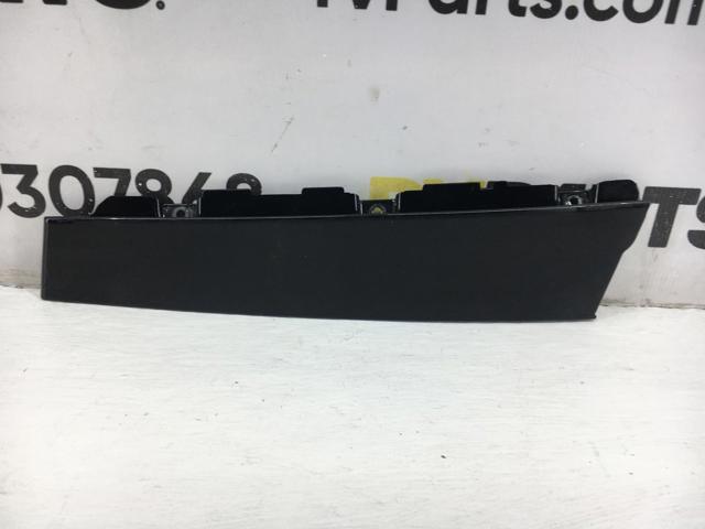 Молдинг двери передней левой 82250C5000 HYUNDAI