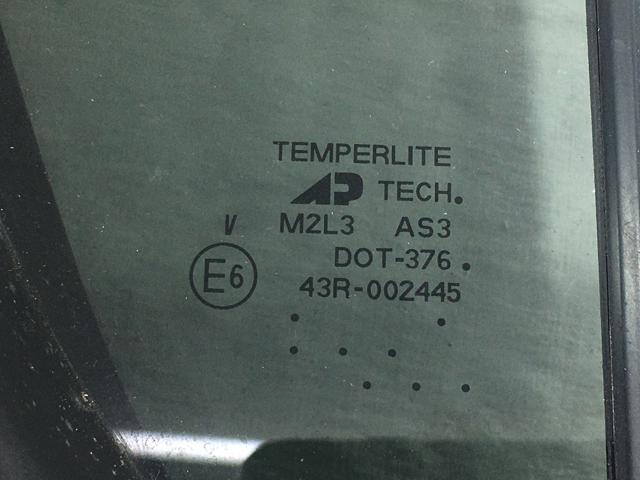 82262ZQ10A NISSAN Стекло-форточка двери задней правой купить в Николаев