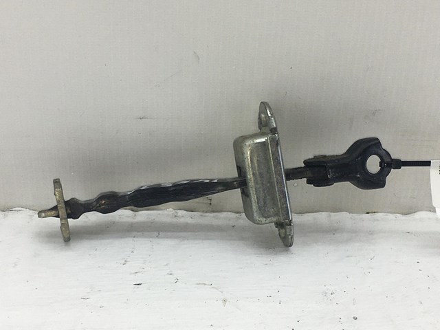 NISSAN 824301KA0A Ограничитель открывания двери задний в наличии Черкассы