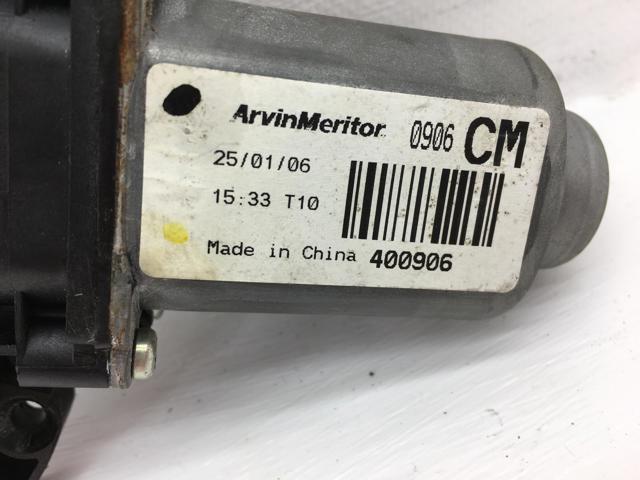 HYUNDAI 824602B000 Мотор стеклоподъемника двери передней правой в наличии Полтава
