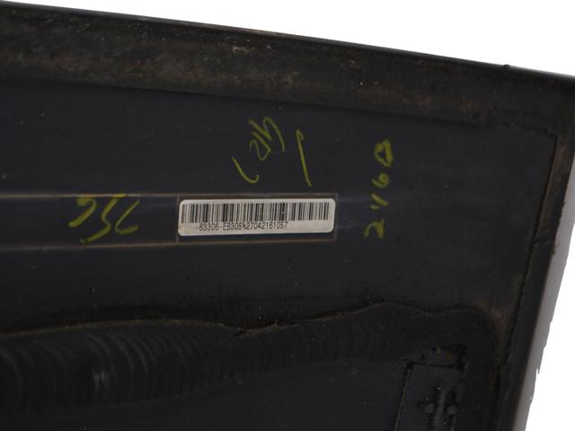 83306EB305 NISSAN Стекло кузова (багажного отсека) правое купить в Хмельницкий