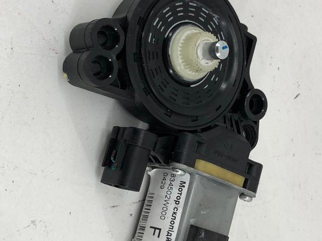 Мотор стеклоподъемника двери задней, левой 834502W000 HYUNDAI