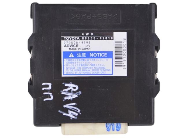 ЭБУ раздаточной коробкой 8963042010 TOYOTA