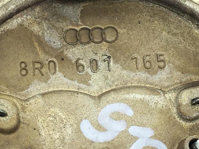 8R0601165 Колпак колесного диска купить Николаев