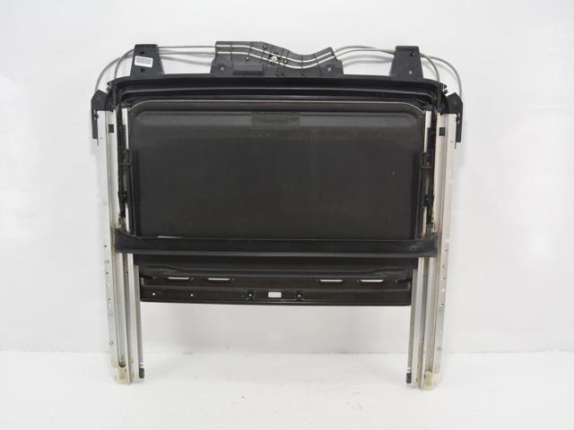 NISSAN 91306EA51A Направляющая люка в наличии Каменское