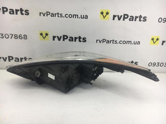 921022V110 HYUNDAI Фара правая купить в Житомир