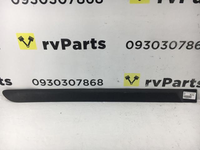 VOLVO 9483888 Молдинг двери задней правой в наличии Львов