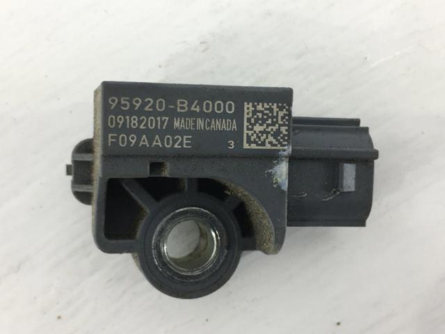 95920B4000 Датчик удара купить Ровно