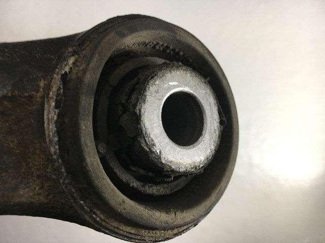 A1643500606 MERCEDES Рычаг задней подвески нижний левый купить в Черкассы
