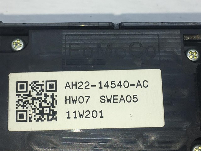 AH2214540AC LAND ROVER Кнопочный блок управления стеклоподъемником передний левый купить в Запорожье