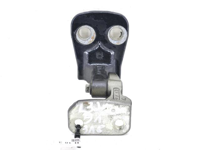 Петля передней двери левая BDB780110 LAND ROVER