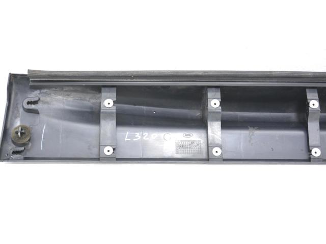 LAND ROVER DGP000212PCL Молдинг двери передней левой в наличии Тернополь