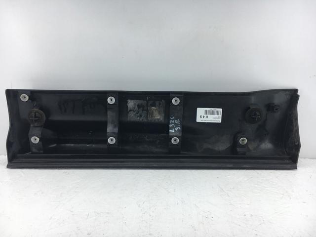 LAND ROVER DGP000222PCL Молдинг двери задней правой в наличии Ирпень