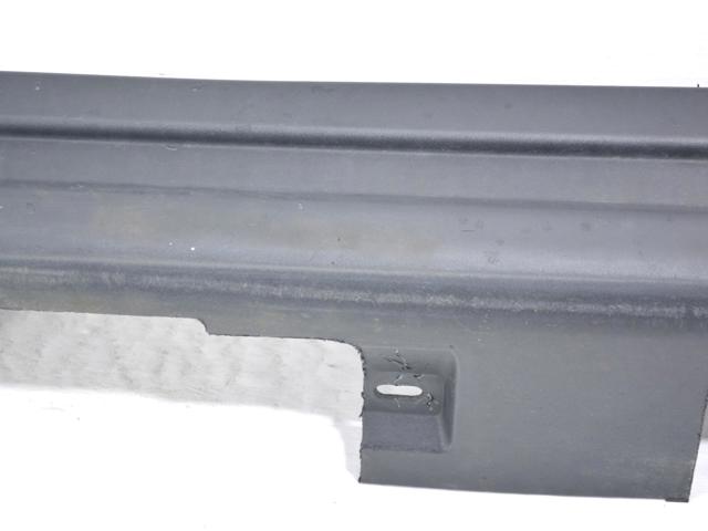 DGP500521PCL LAND ROVER Накладка (молдинг) порога наружная правая купить в Украина