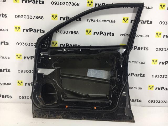 Пассажирская передняя дверь H010MCC0MA NISSAN