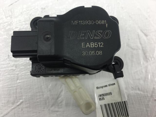 Моторчик заслонки печки JWO500020 LAND ROVER