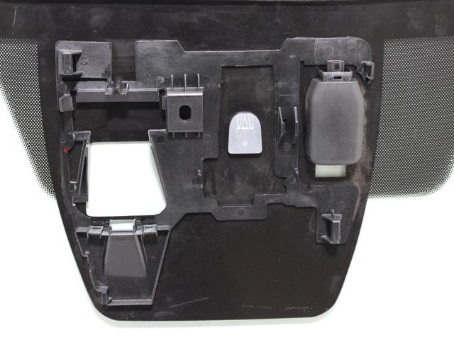 KD3363900E MAZDA Лобовое стекло купить в Львов