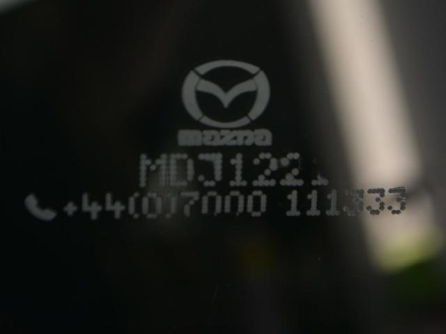 Окно задней двери KD4772510 MAZDA