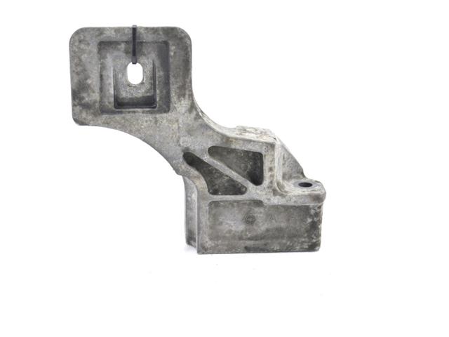 LAND ROVER KKU500590 Кронштейн подушки (опоры) двигателя правой в наличии Черновцы