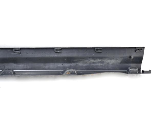 LR001682 LAND ROVER Накладка (молдинг) порога наружная левая купить в Днепр