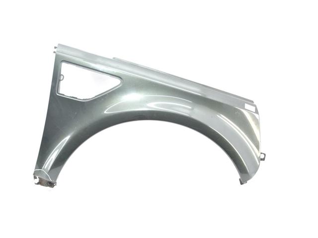 Переднее правое крыло LR005867 LAND ROVER