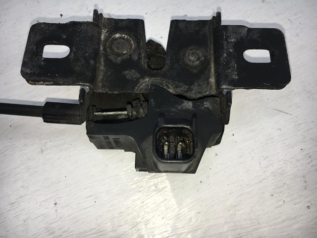LAND ROVER LR006614 Трос открывания капота в наличии Полтава